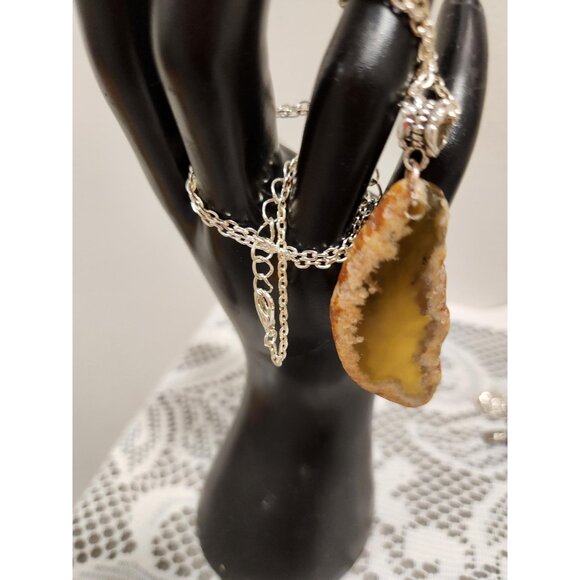 Druzy Agate Geode Necklace Half Moon Freeform Crystal Natural Gemstone - Picture 1 of 10